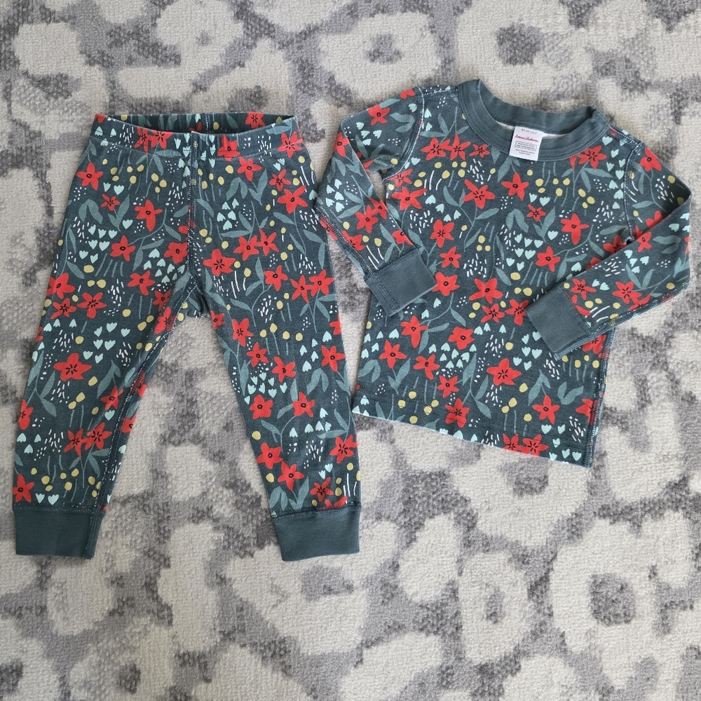 Hanna Andersson Long John Pajama Set Poinsettia Patch 100% Organic Cotton 2T